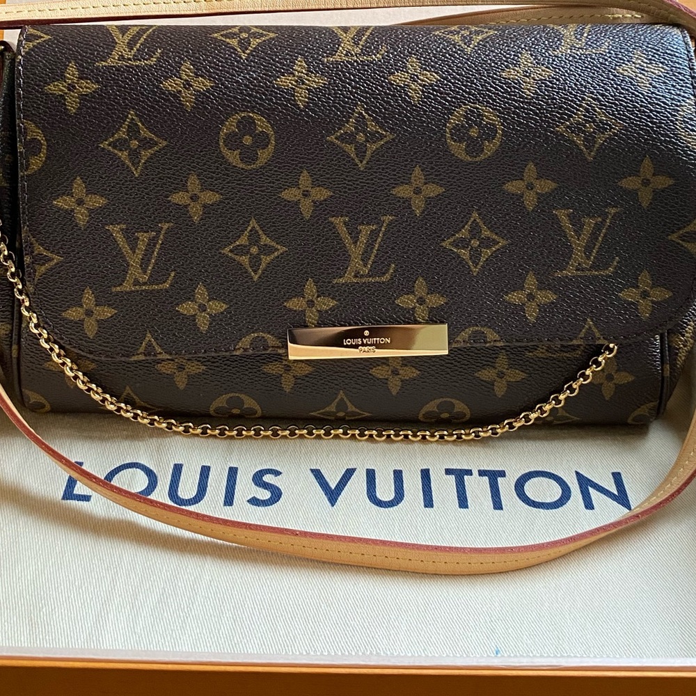 Louis Vuitton Favorite MM